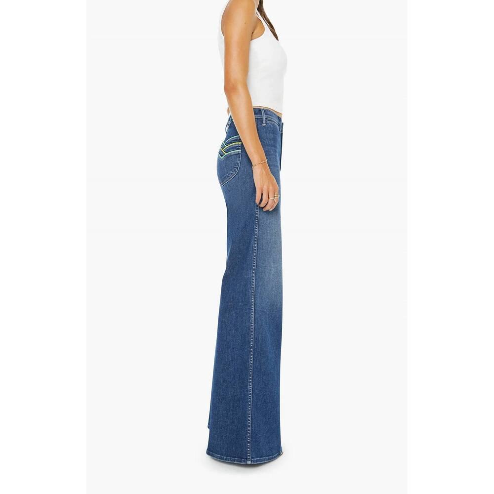 NEW MOTHER hustler roller sneak wide leg jeans in catch - Picture 4 of 6